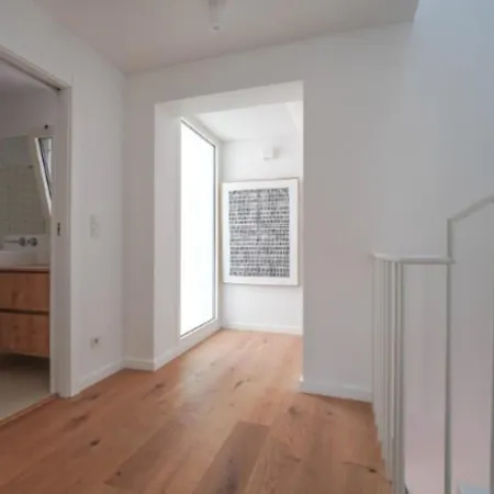 Emerald Lisbon Villa *