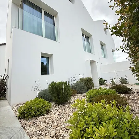 Emerald Lisbon Villa *