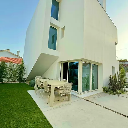 Emerald Lisbon Villa