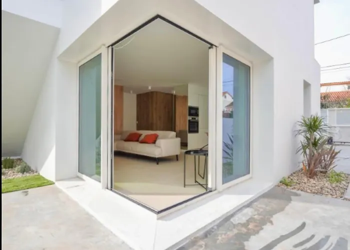 Emerald Lisbon Villa *