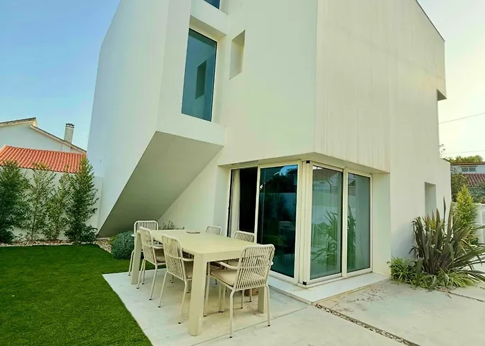 Emerald Lisbon Villa